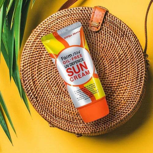 FARM STAY CITRUS YUJA VITALIZNG SUN CREAM 50+L