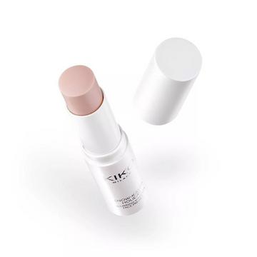 Snow-Kissed Holiday Blurring Whisper Face Primer